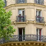 Champs Elysees Area