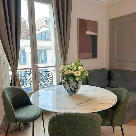 Appartamento Champs Elysées - Deluxe Family Parigi